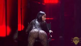 Nicki Minaj Shaking Her Ass
