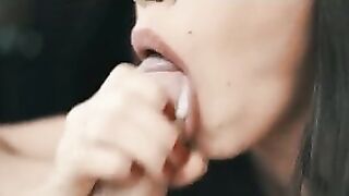 Cum in mouth, oral creampie