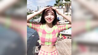 Twice Nayeon's flat little tummy!