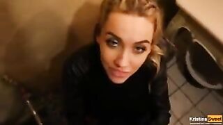 Public Fantasty Blowjob! In The Toilet In a Restaurant!