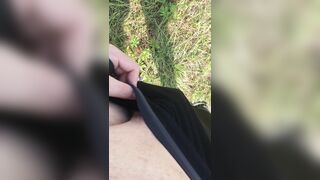 Flashing my dick outside makes me horny