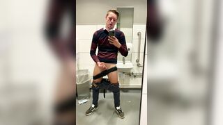 There’s something thrilling about playing with your cock in the public toilets ????