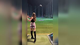 Fitness Model and Golf Aficionado Courtney Ann [gif]