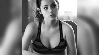 Ana De Armas can be called cute!