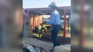 Slo-mo video of my mommy visiting her friends ranch. Just look at all that ass ????????