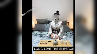 Giving an NSFW Japanese lesson as a tribute to the Emperor’s birthday today. Long live the Emperor!