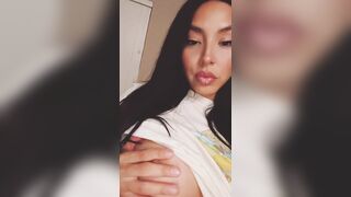 Vietnamese, Latina, & All Natural :) come chat with me