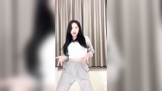 EX PD48- HYUNAH