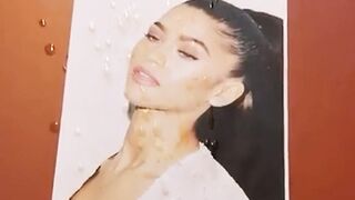 Sprayed Zendaya????????