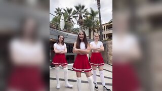 Und schon wieder in dieser geilen Schul Uniform