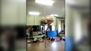 Pole-acrobat